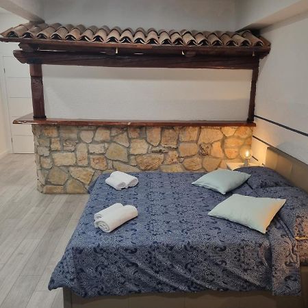 Rooms And Apartment Feral Rovinj Exterior foto