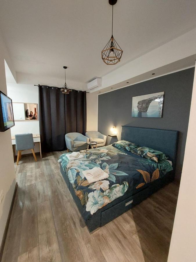 Rooms And Apartment Feral Rovinj Exterior foto