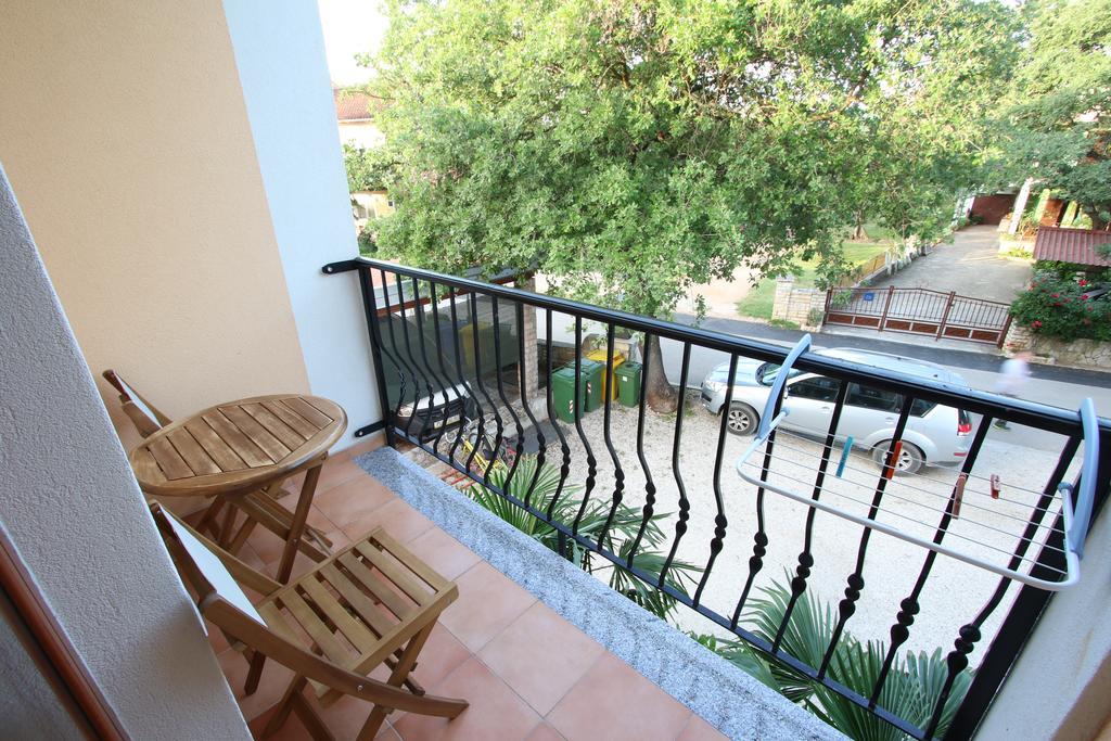 Rooms And Apartment Feral Rovinj Exterior foto