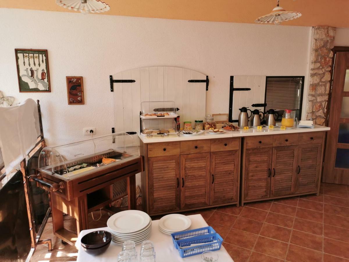 Rooms And Apartment Feral Rovinj Exterior foto